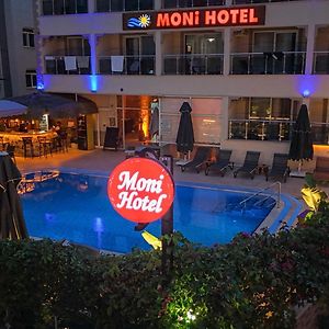 Moni Hotel